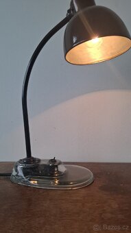 Ikonicka stolni lampa Kandem 1115 - 2