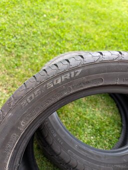 Letní pneu 205/50/R17 - 2