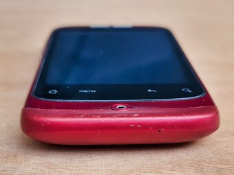 HTC Wildfire A3333 + kožené pouzdro HTC - 2