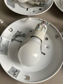 Osm jednoduchých světel včetně 7w led žárovek - 2
