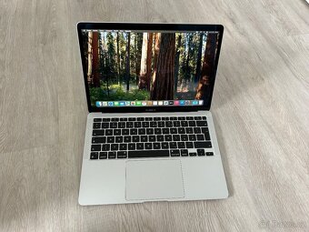 Prodám zachovalý MacBook Air M1 - 2