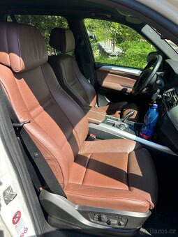 BMW X5 nová cena 40d M parket - 2