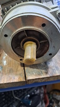 Motor 0,37kW 3f MS712-4 - 2