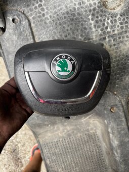 Airbag s volantem na škoda octavia 2 fl - 2