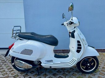 Vespa 300 GTS - 2