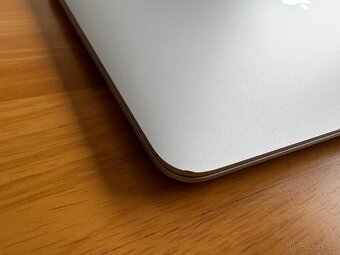MacBook Air M1 8GB RAM 256 GB SSD - 2