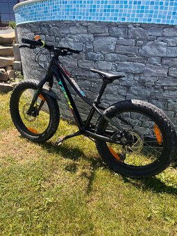TREK ROSCOE 20 2023 - 2