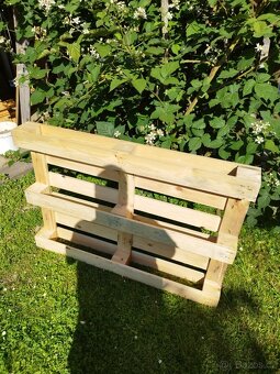 Palety celodřevěné. - 2