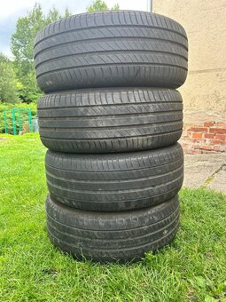 Prodám gumy Michelin - 2