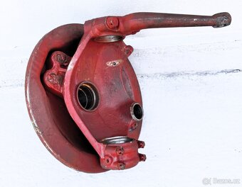 Čep otočný TATRA T148 levý 1x + pravý 1x - 2