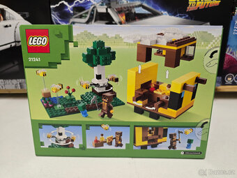 LEGO® Minecraft® 21241 Včelí domek + mini dárek - 2