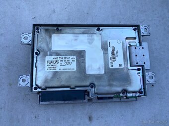 Audi Q7 4M Q8 2018->> Zosilňovač - 2