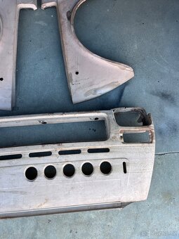Fiat 127 blatníky, čelo, práh - 2