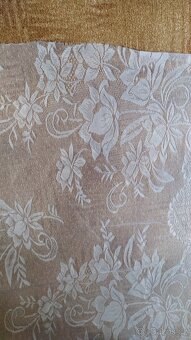 hezká nová záclona - 2