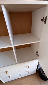 KOMODA JEDNODVEŘOVÁ BÍLÁ/BUK FJORD ELMO 08 - 2