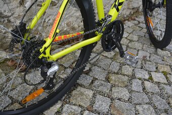 Kellys Madman 50 M 27,5 stojánek - zánovní - půjčovna - 2