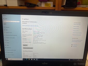 Lifebook E558 15.6" Full HD DOK i3 7130U 8GB DDR4 Nvme 256G - 2