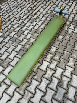 Posilovací lavice na břicho - 2