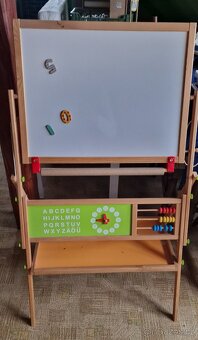 Prodám kreslící magnetickou tabuli. Předání - 2