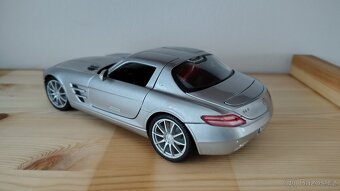 Mercedes SLS, 1:18 Maisto - 2