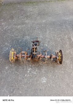 Prodám rotační kypřič k Vari - 2