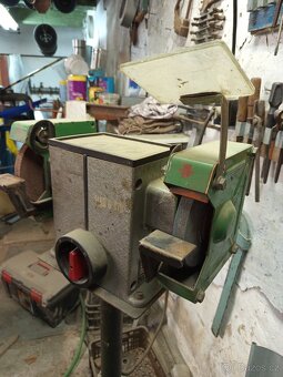 stojanová bruska - 2