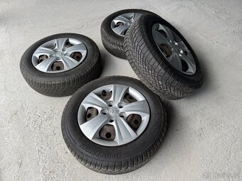 Sada plechových kol R15 Hyundai 5x114,3 + zimní 195/65 R15 - 2