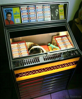 Jukebox Wurlitzer Lyric ze 60. let ve skvělém stavu - 2