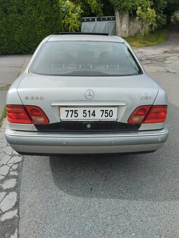 Mercedes-Benz W 210 220 CDI -270 CDI - 290 TD Náhradní Dily - 2