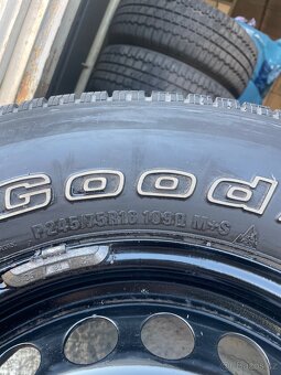 Prodam disky vcetne pneumatik bfgoodrich na vw t5, t6 - 2