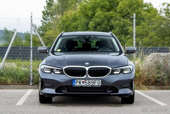 BMW Rad 3 Touring 318d mHEV A/T - 2
