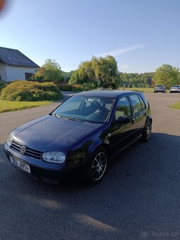 VW Golf 4 - 2