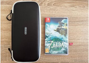 Nintendo Switch OLED komplet + SD karta, obal, hra - 2