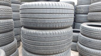Pneu letní, 4 ks, zn. GOODYEAR, 2x 235/35/19 a 2x 255/30/19 - 2