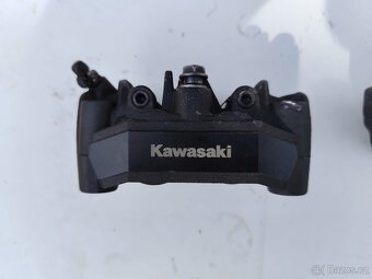 brzdové třmeny tokico monoblok kawasaki z1000 - 2