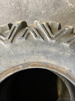 Pneu 25x8 R12 - 2