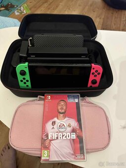 Nintendo switch + bohaté příslušenství + hra - 2
