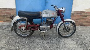 Motocykl ČZ 125 / 476 světlo Aprilia - 2
