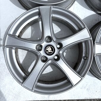 ALU SKODA OCTAVIA SUPERB YETI KAROQ 17" 5X112 - 2