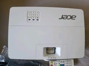 Acer P1525 - 2
