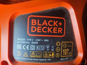 Vysavač a fukar na listí Black & Decker GW3030-ZÁNOVNÍ - 2