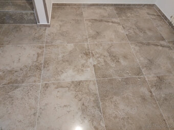 LUXUSNÍ  ITALSKÁ LESKLÁ DLAŽBA  60x60 - 2