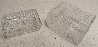 Broušená skleněná dóza - 2