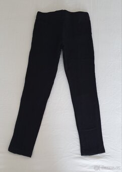 4x kalhoty vel. 128 - 2