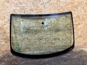 ČELNÍ OKNO SEAT IBIZA 6L - 2