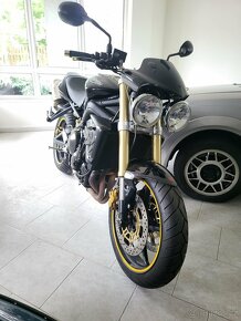 Triumph Street Triple 675 - 2