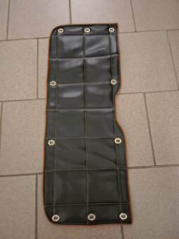 Dečka kapoty, dečka chlazení na Praga V3S - 2