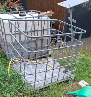 IBC nádrž  999 / samotná klec 500 - 2