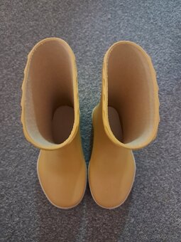 Nové dětské gumáky - 2