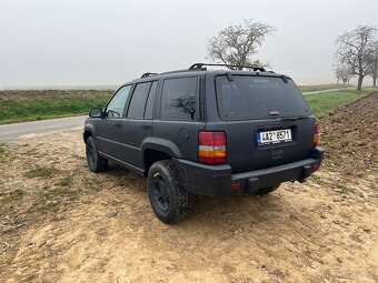 Jeep grand Cherokee 5,2 Zj - 2